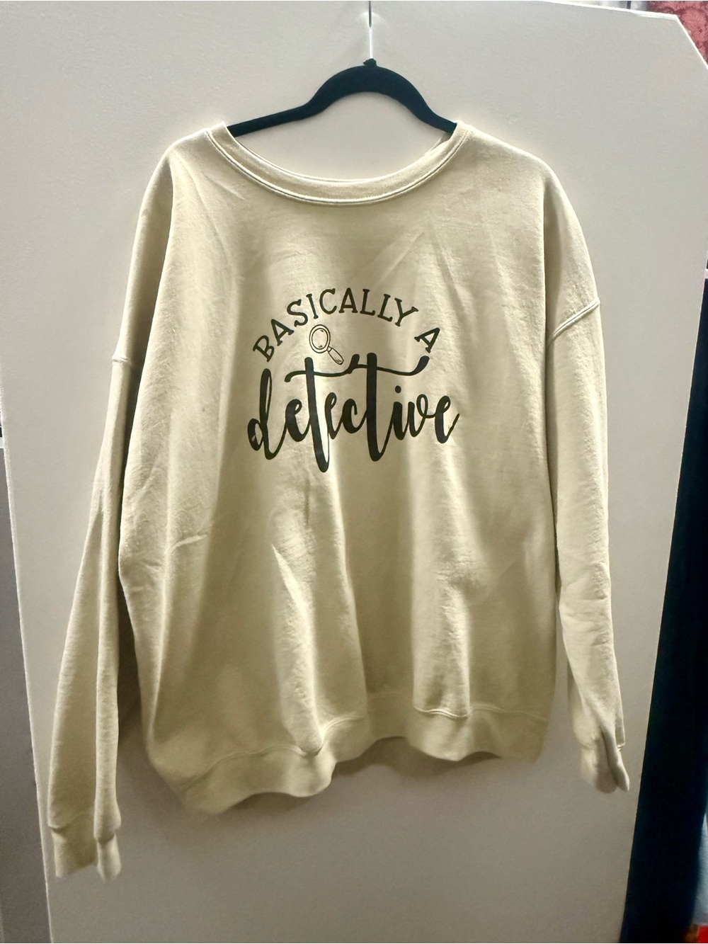 Size 2X detective sweater!…